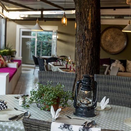 Village Boutique Hotel أوتجيوارونغو المظهر الخارجي الصورة