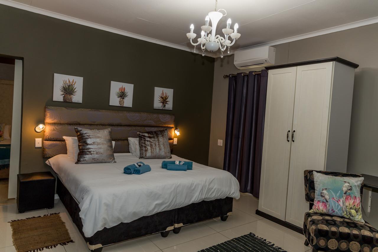 Village Boutique Hotel أوتجيوارونغو المظهر الخارجي الصورة